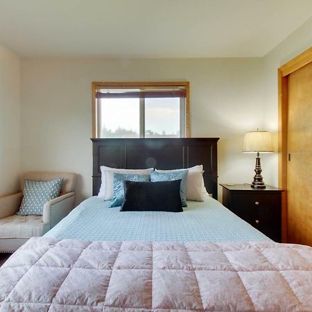 Islandale Lopez Island Agate Beach Waterfront Home מראה חיצוני תמונה