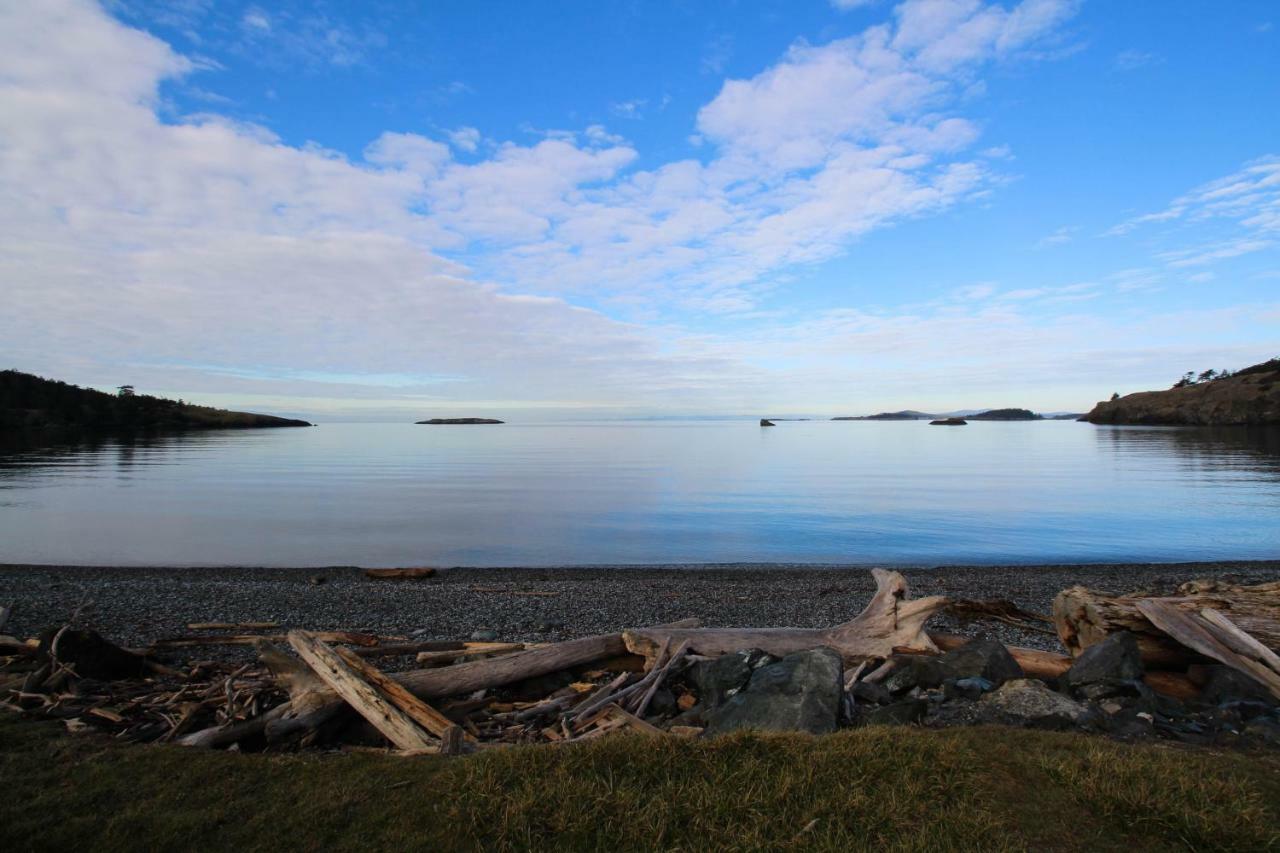 Islandale Lopez Island Agate Beach Waterfront Home מראה חיצוני תמונה