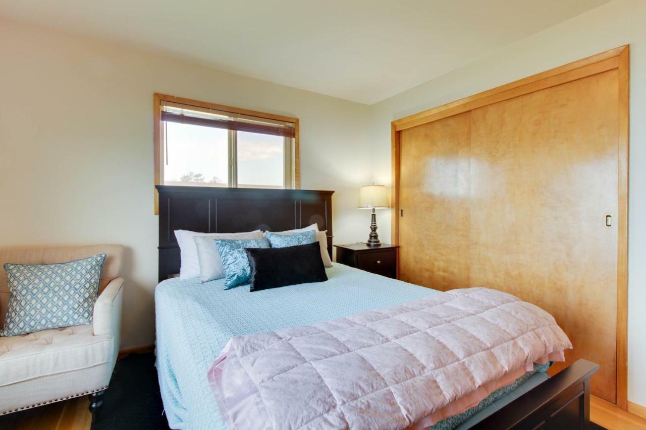 Islandale Lopez Island Agate Beach Waterfront Home מראה חיצוני תמונה