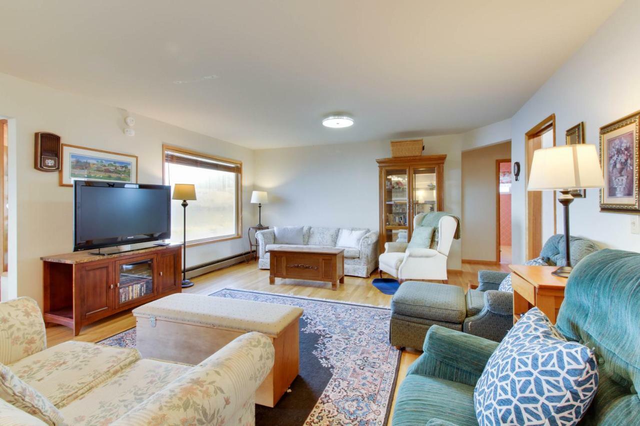 Islandale Lopez Island Agate Beach Waterfront Home מראה חיצוני תמונה
